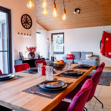 Racing-Chalet Meuspath Exterior photo
