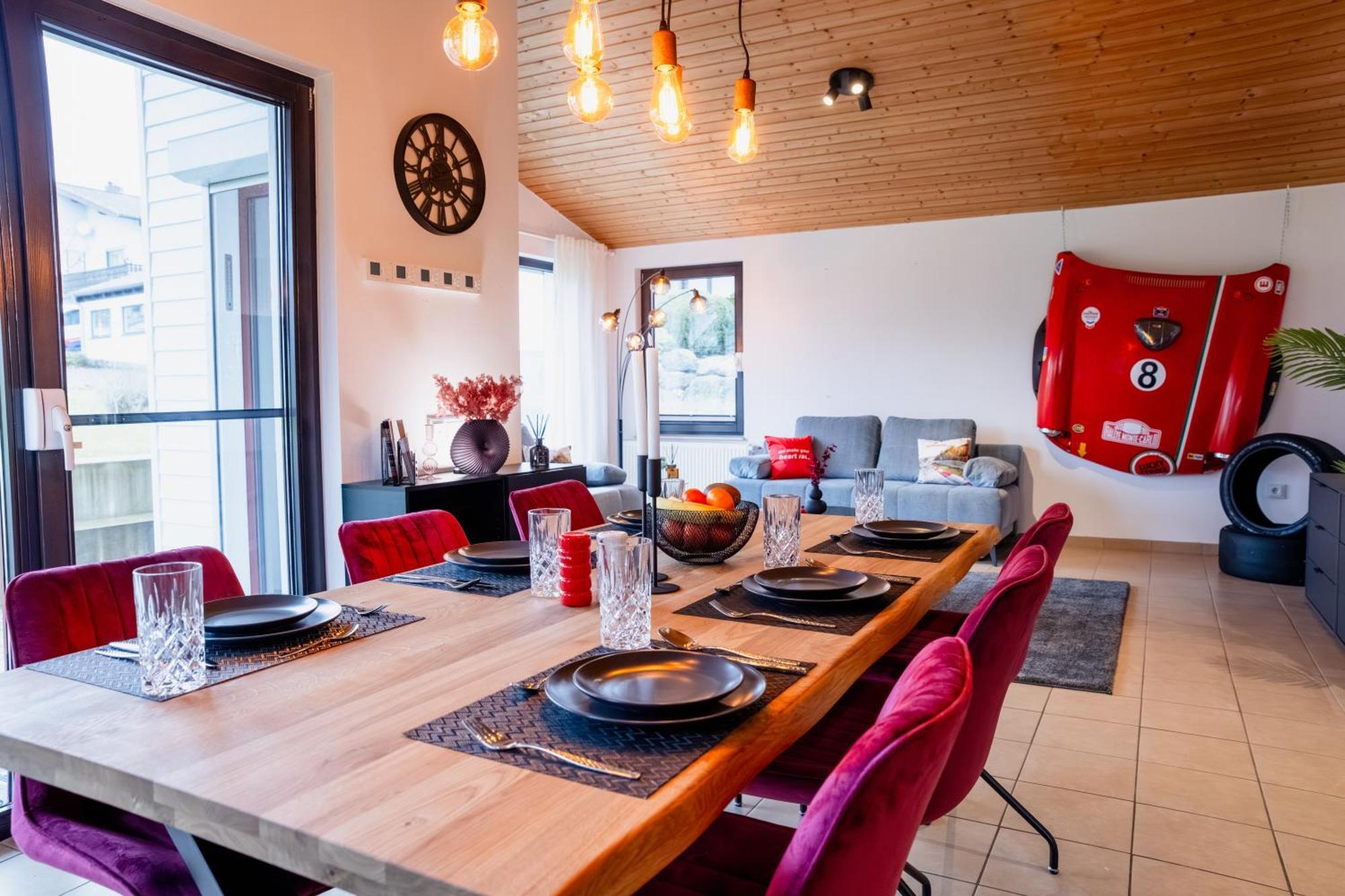 Racing-chalet * Meuspath